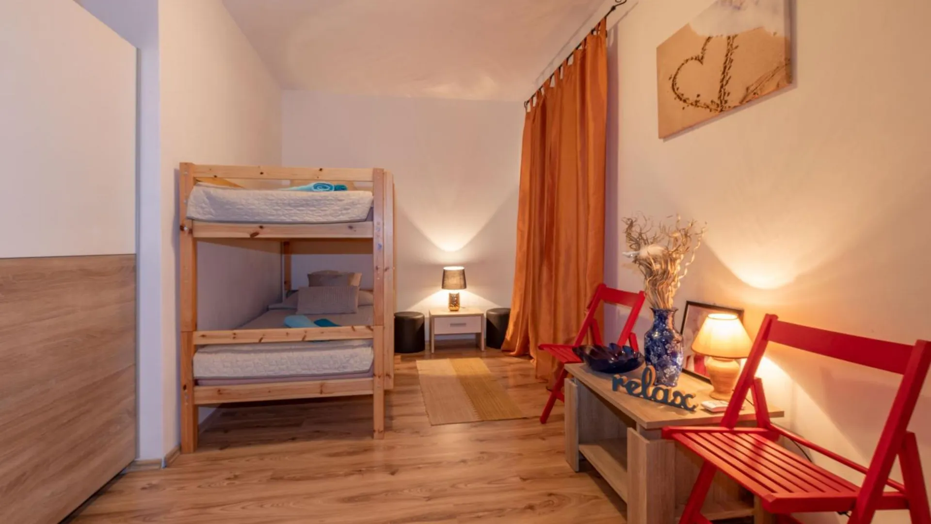 Villa Orange, A Charming Holiday Home With A Pool & Fenced Garden Raša