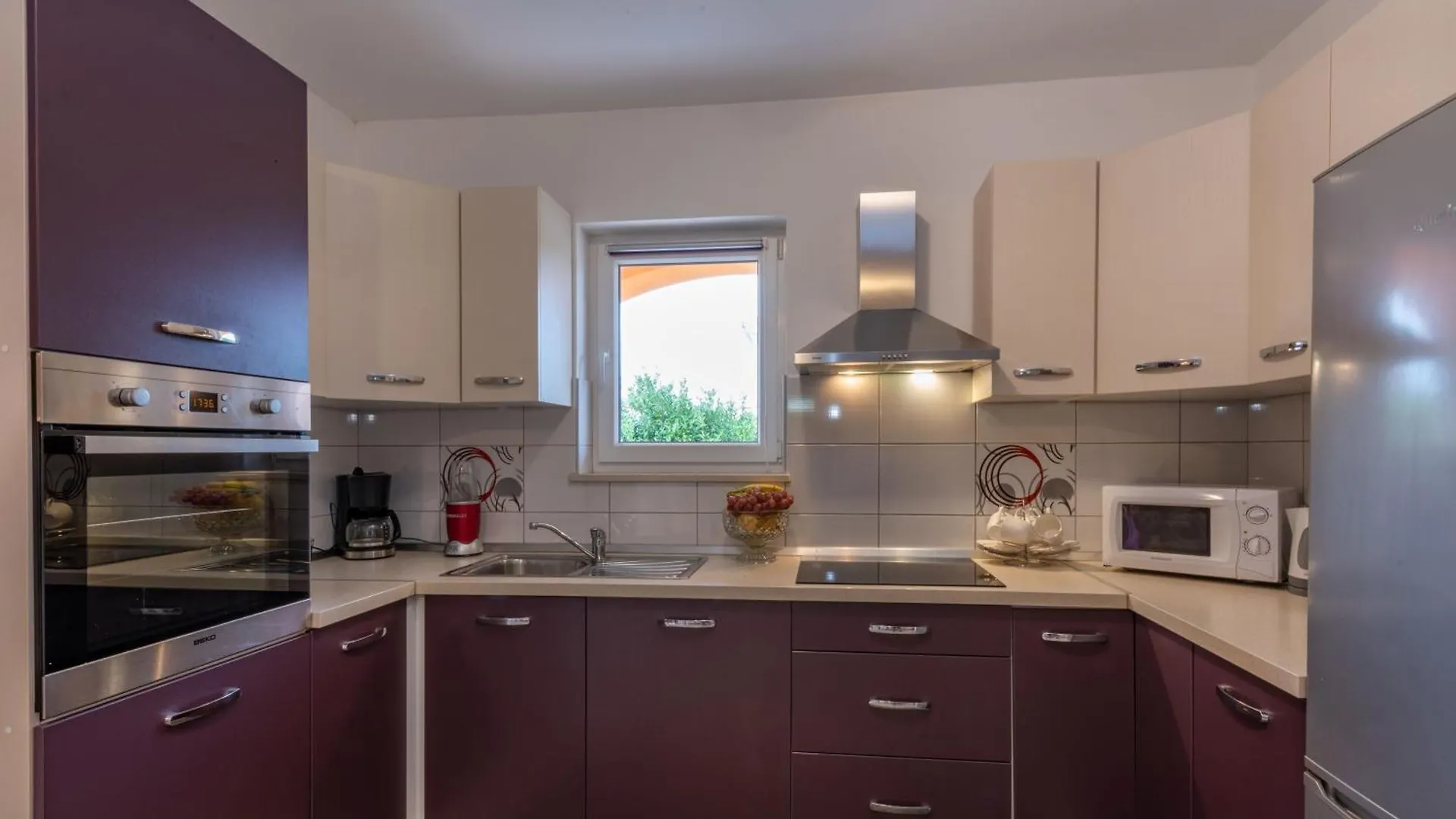 Villa Orange, A Charming Holiday Home With A Pool & Fenced Garden Raša 0*,